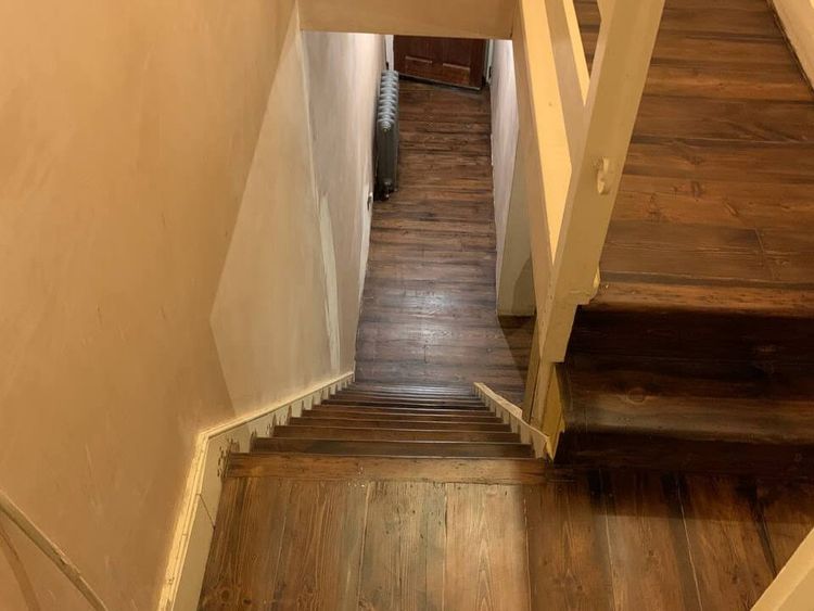 9-the-importance-and-advantages-of-stair-and-banister-sanding.jpg