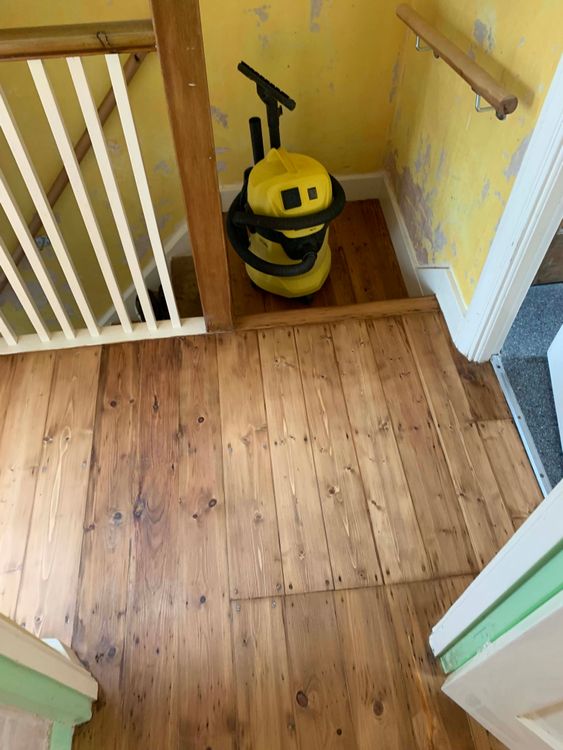 Sanding_1 (1050).jpg