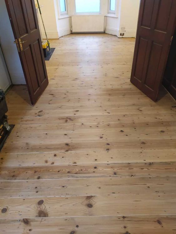 Sanding_1 (3763).jpg
