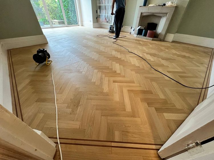 engineered-parquet-flooring-installation.jpg.jpg