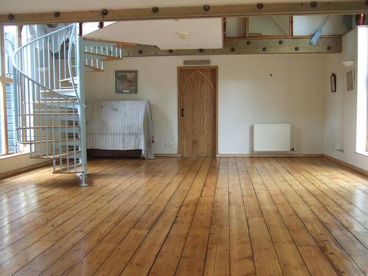 victorian-pine-floorboards.jpg