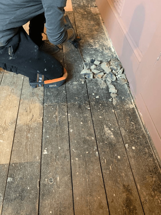 wood-floor-gap-filling.png