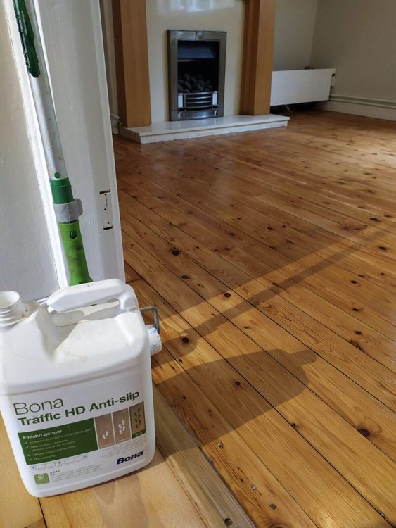 wooden-floor-repair-specialist.jpg